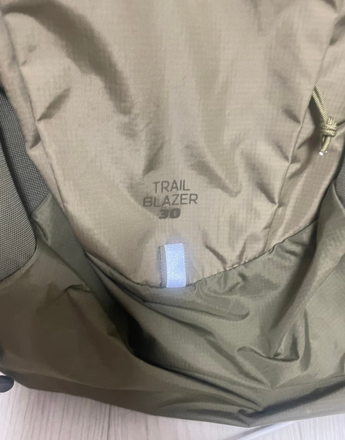 살로몬 트레일블레이저 30L 상품이미지2