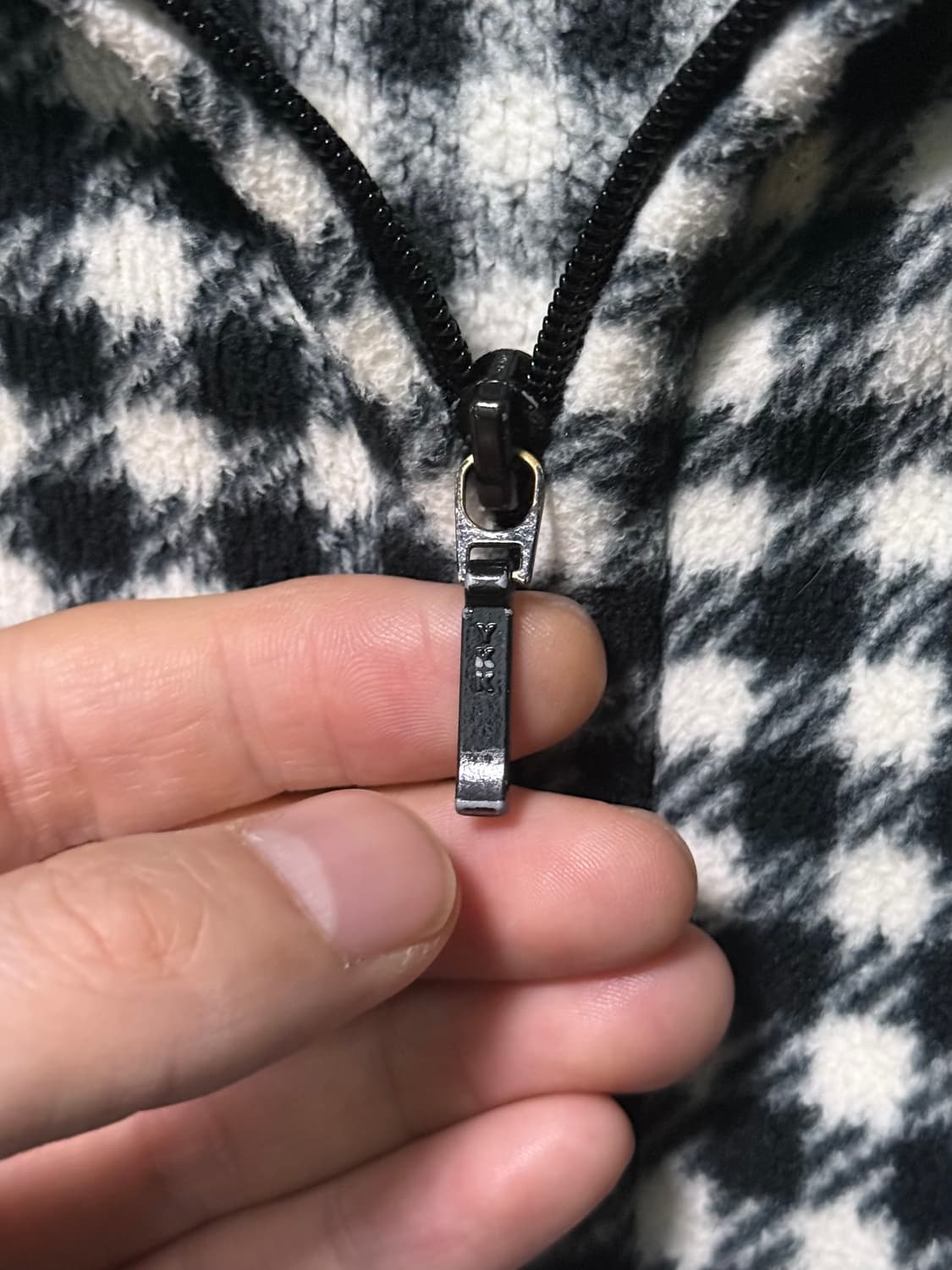 유니클로 깅엄 체크 바둑판 체커보드 후리스 플리스 방한 집업 블랙 화이트 상품이미지6