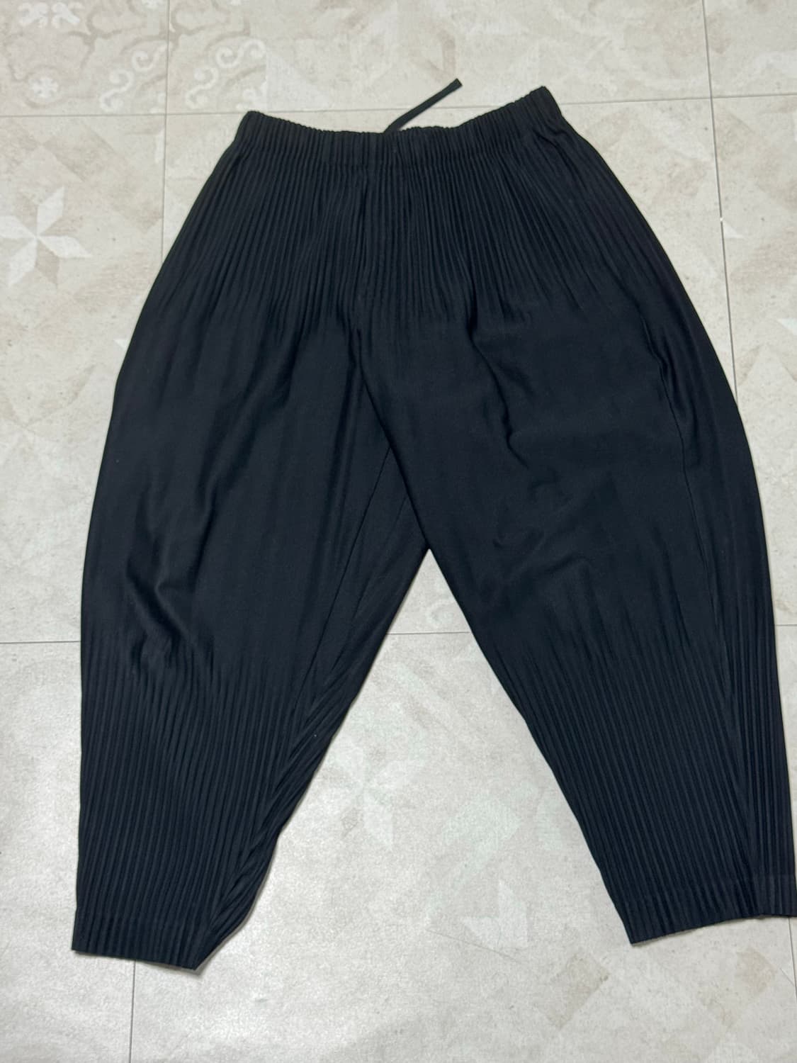 이세이미야케 9부 베이직 팬츠 1 상품이미지1