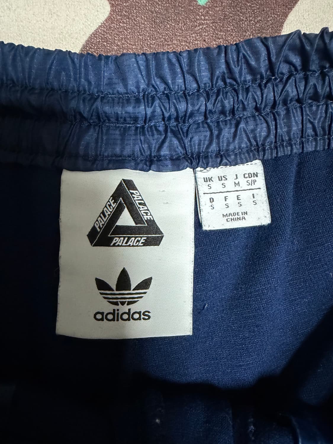 팔라스 아디다스 벨벳팬츠 상품이미지3