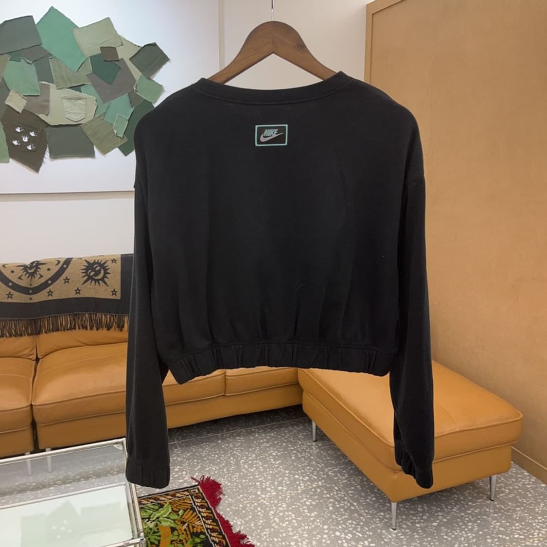 나이키 빅로고 크롭 약기모 스웻셔츠 맨투맨 100 C06345 상품이미지2