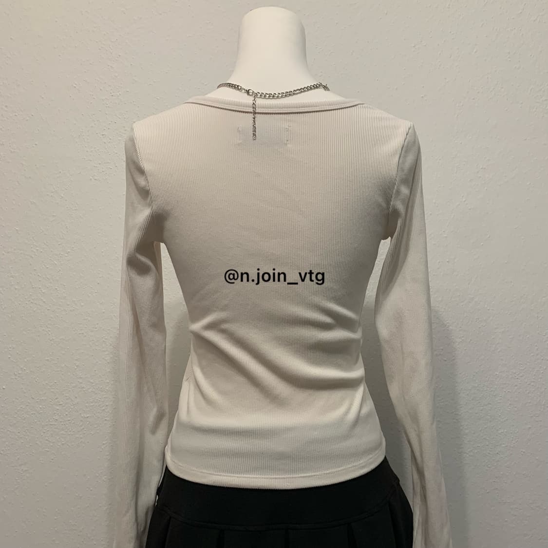 홀리스터 헨리넥 크림 화이트 롱슬리브 아베크롬비 상품이미지3