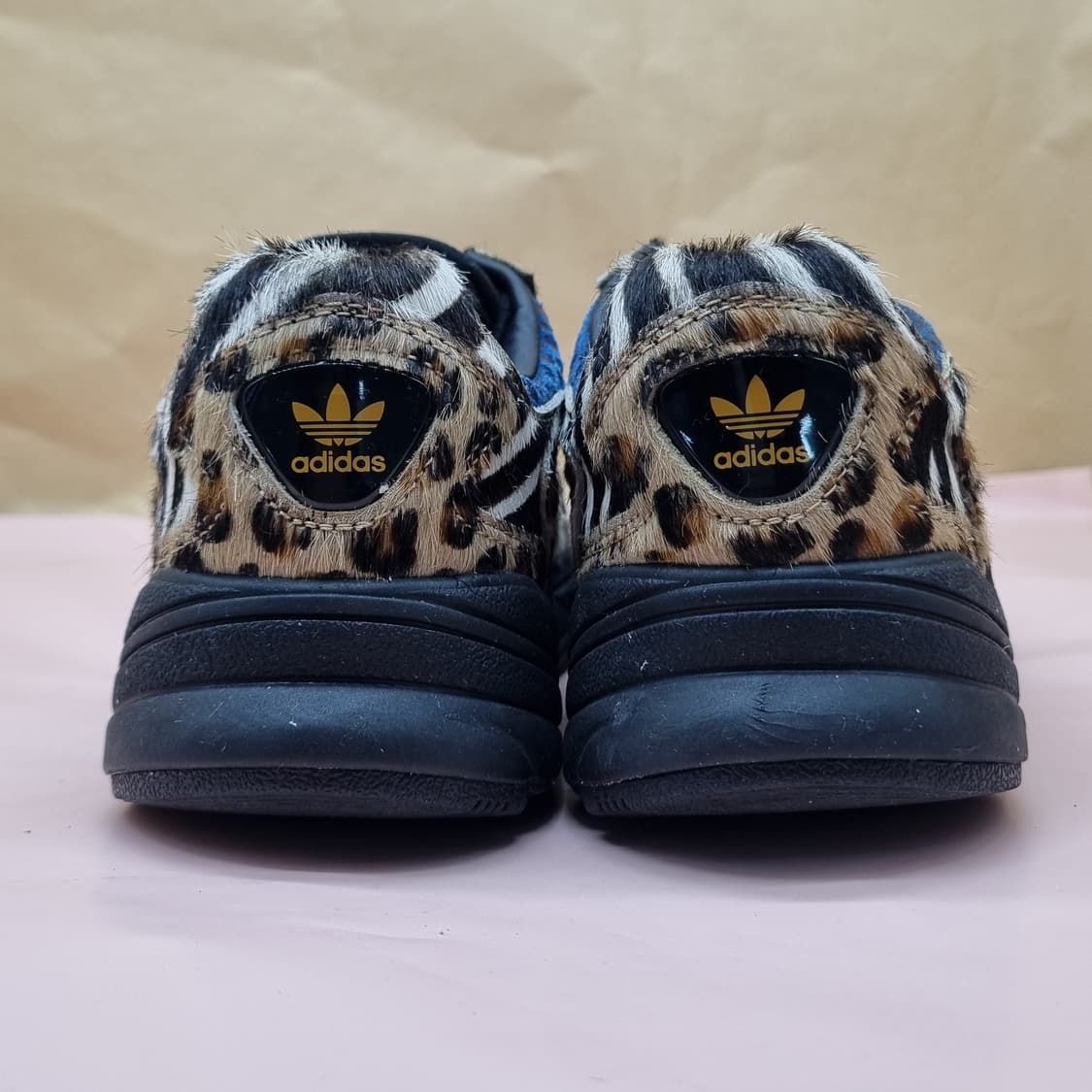 아디다스 팔콘 W애니멀 운동화230 상품이미지4