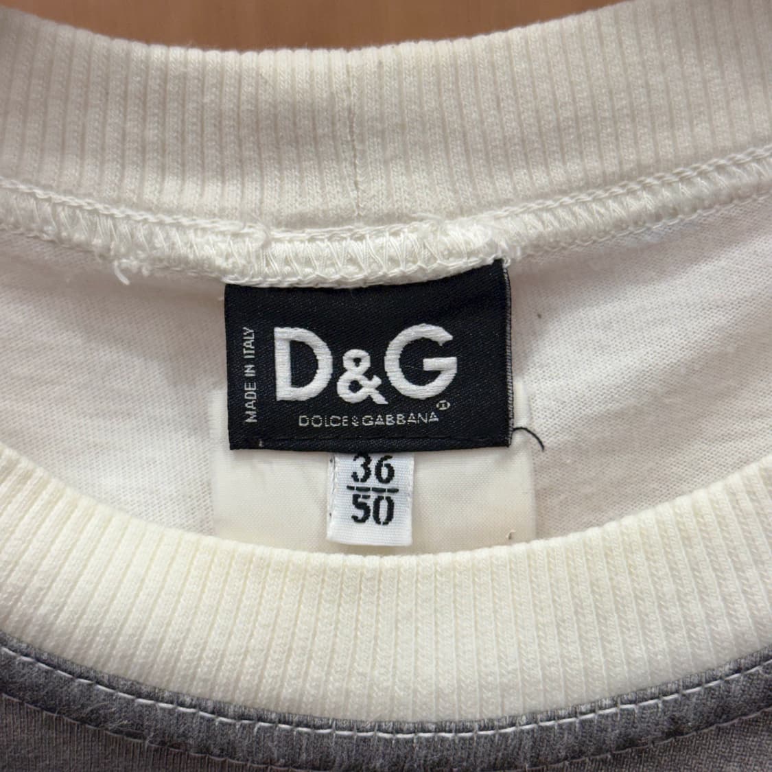 돌체앤가바나 D&G 흑백 포토 프린팅 반팔 티셔츠 크루넥 배색 디테일 상품이미지7