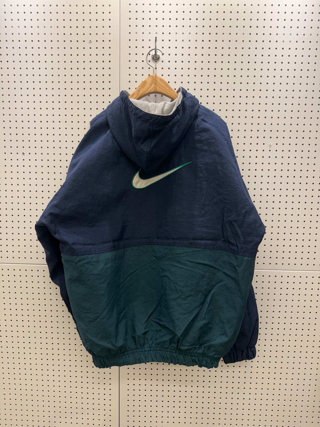 나이키 올드스쿨 투톤 빅로고 아노락 U294 상품이미지3