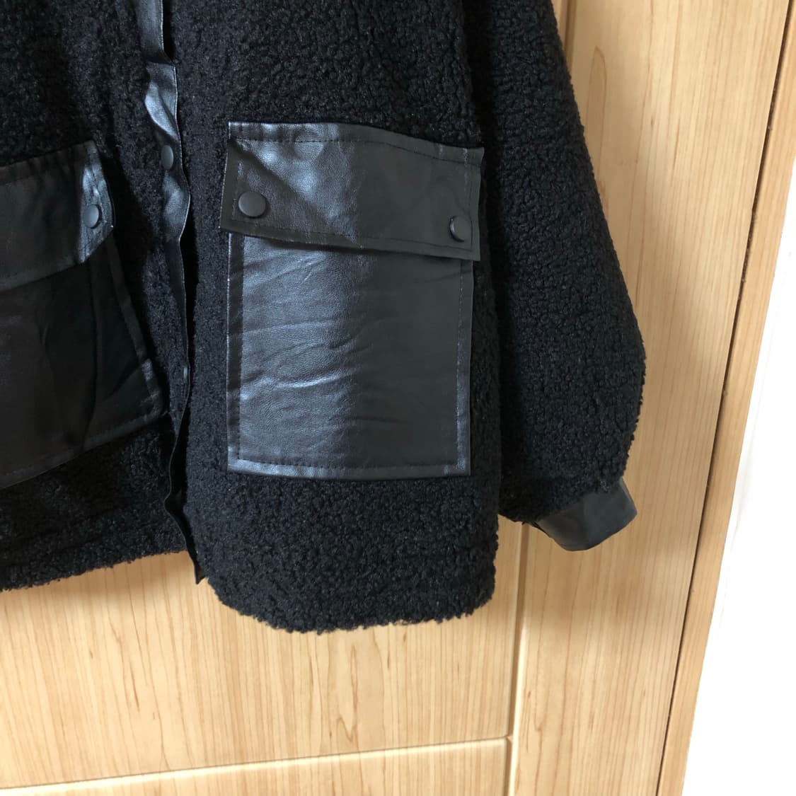 블랙 레더 뽀글이 상품이미지7