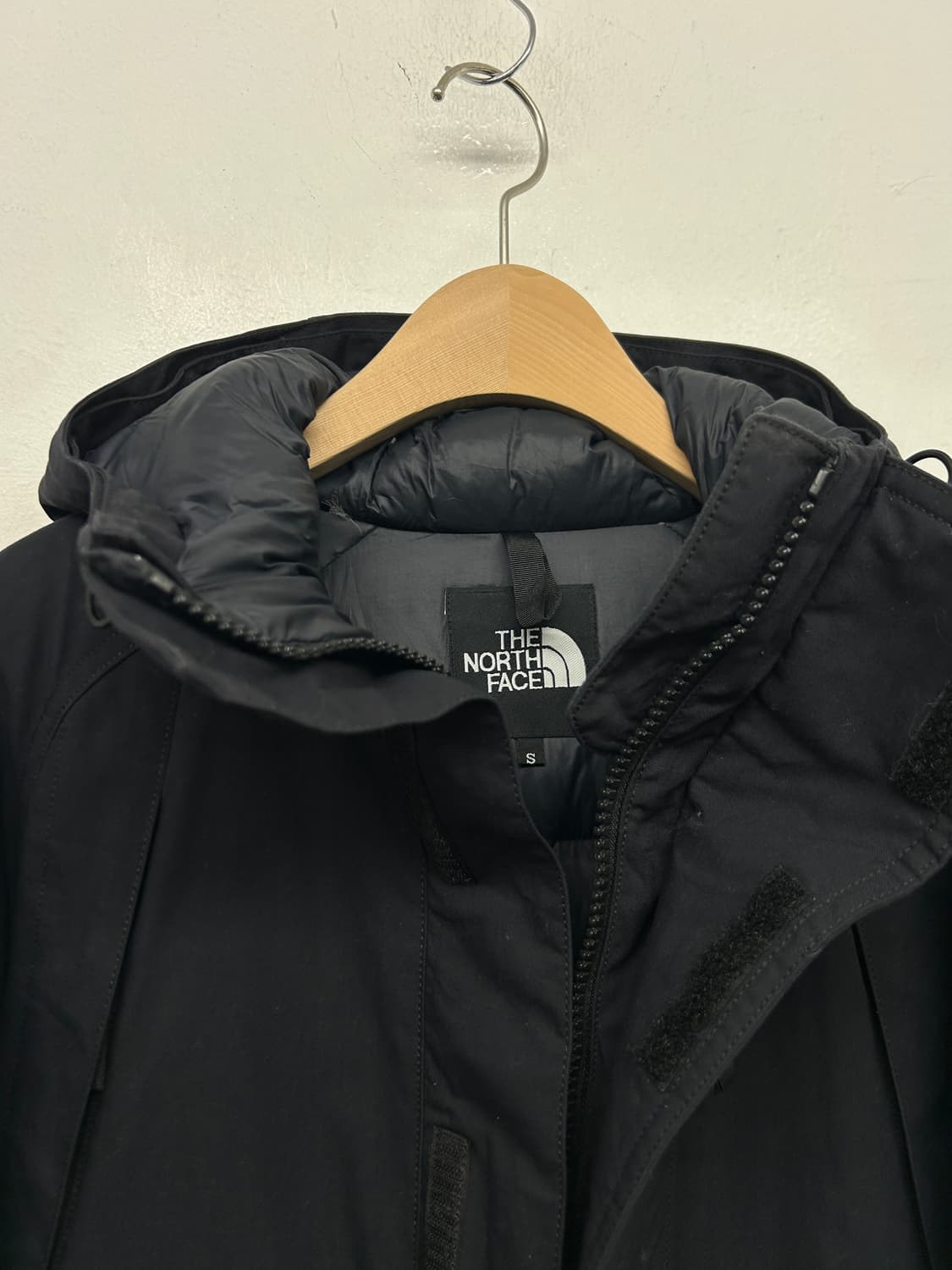 노스페이스 블랙 퍼텍스 퀀텀 패딩 자켓 상품이미지5