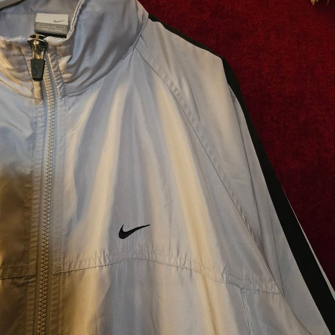 나이키(Nike) 2002's 사이드라인 그레이 올드스쿨 바람막이 상품이미지3