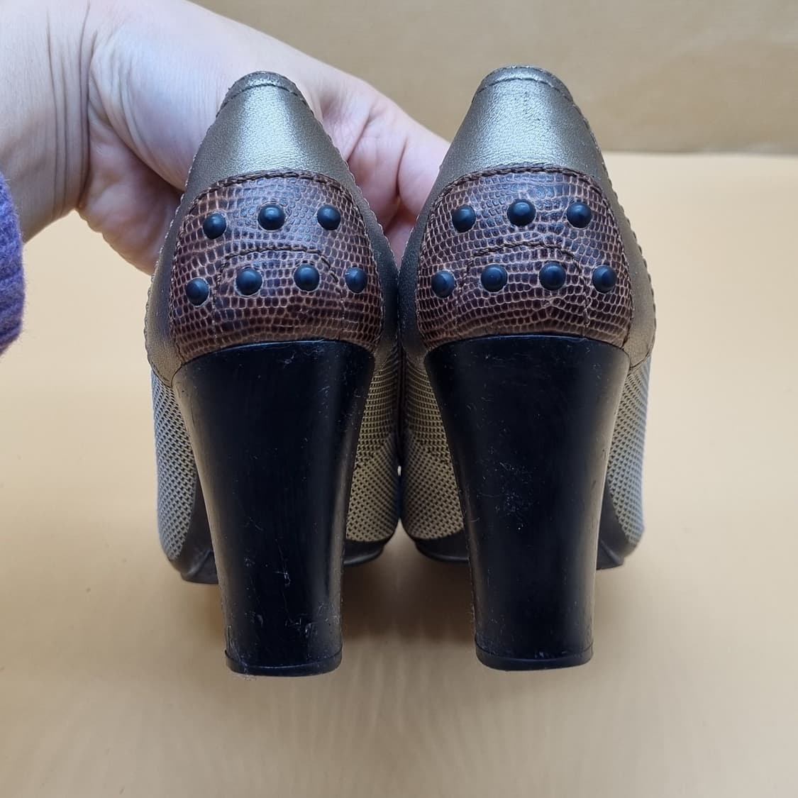 토즈 리본 여성 펌프스 35.5 230 굽8. 상품이미지4