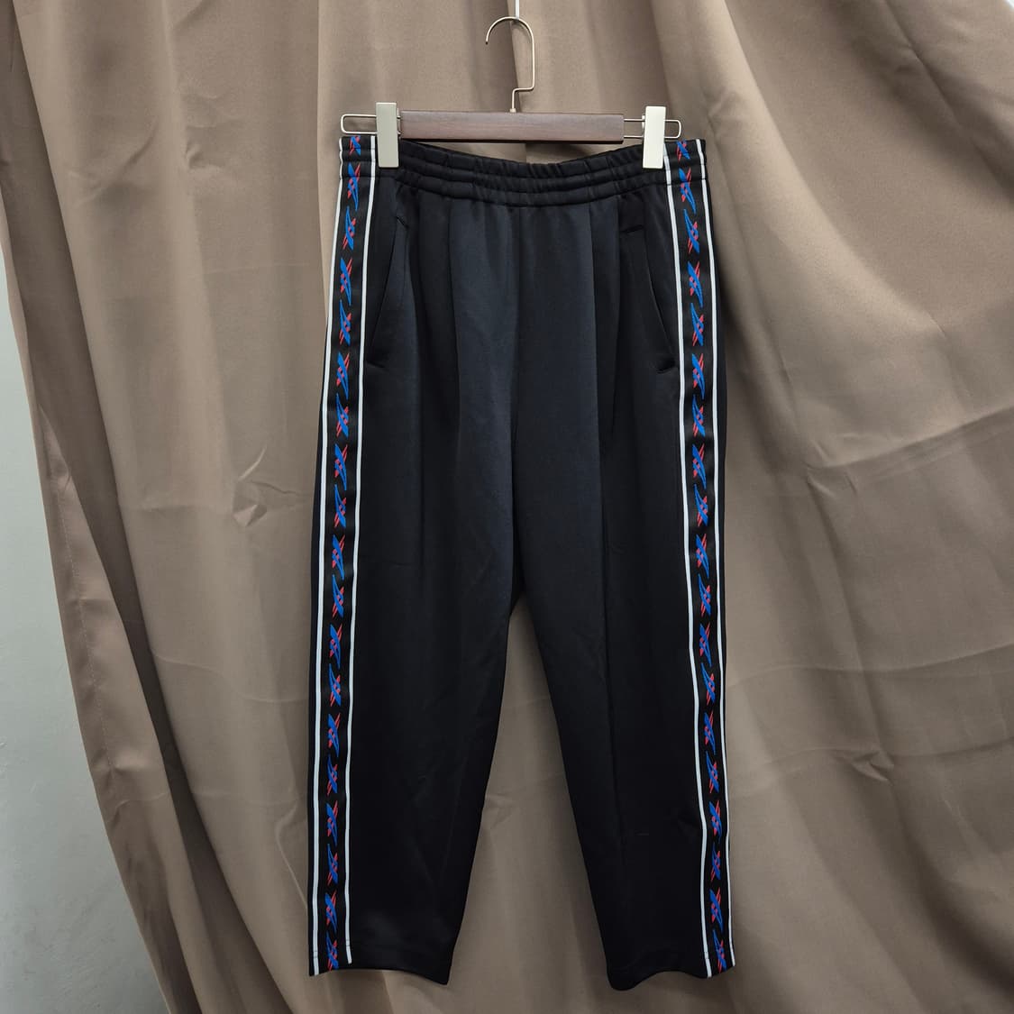 오니츠카 타이거 트레이닝 바지 상품이미지1