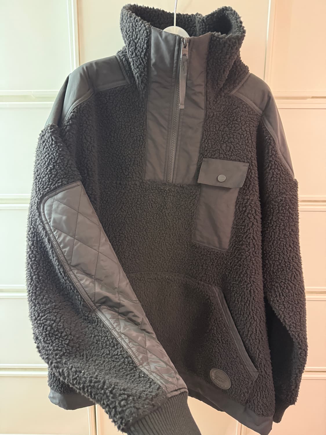 오니츠카타이거 아노락 후리스 L 상품이미지2