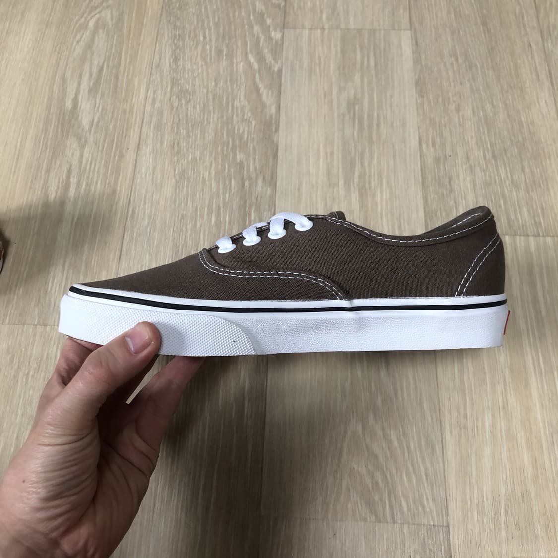 (230) 새상품 반스 VANS 어센틱 워시드 브라운 스니커즈 상품이미지5