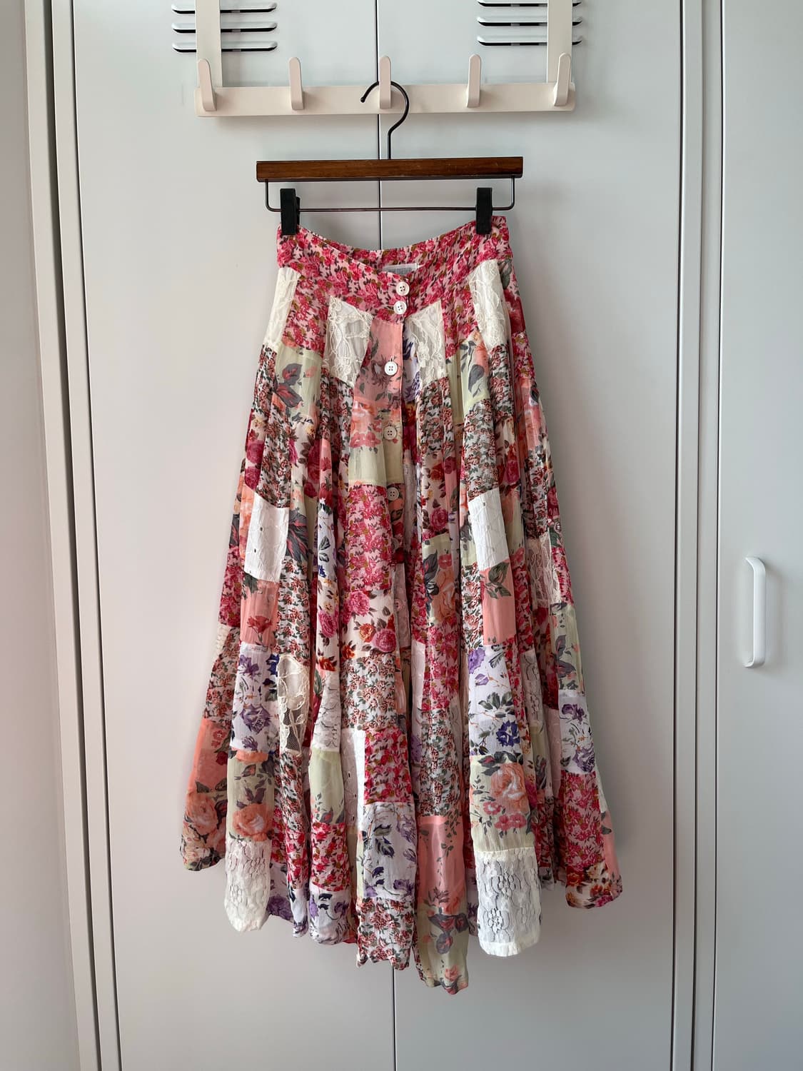 Togetheri 잔꽃 패치워크 레이스 스커트 상품이미지4