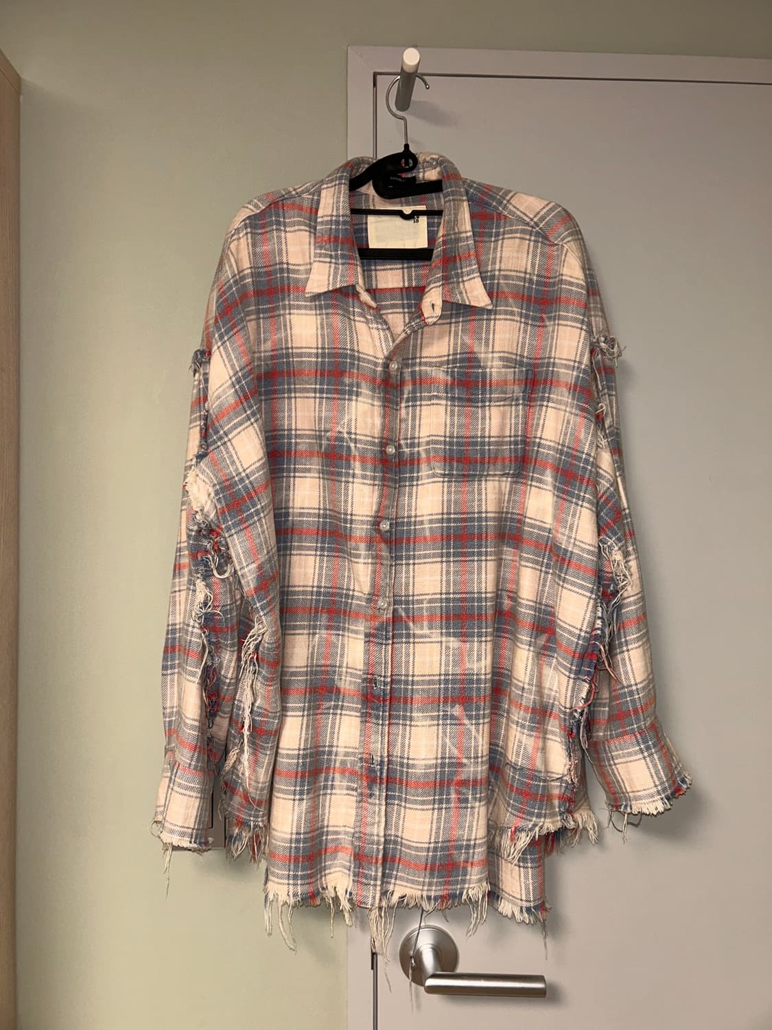 R13 shredded seam drop neck shirts 상품이미지1