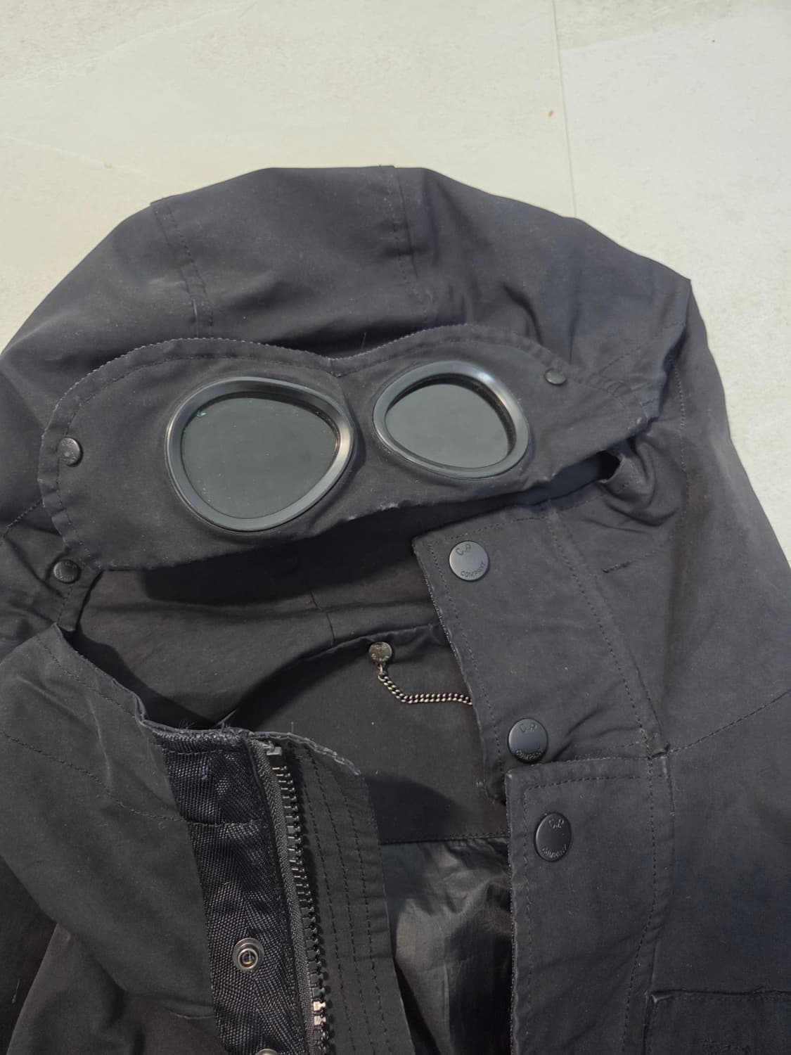 CP컴퍼니 고글 블랙 자켓 샘플 상품이미지3