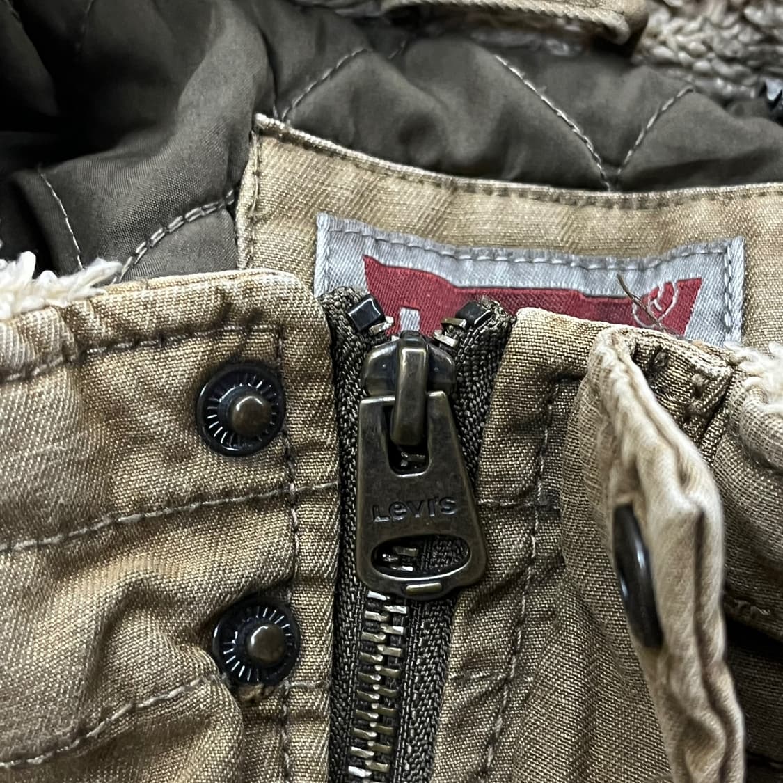 [정품] 리바이스 카키색 퍼 안감 워크 자켓 b19 상품이미지6