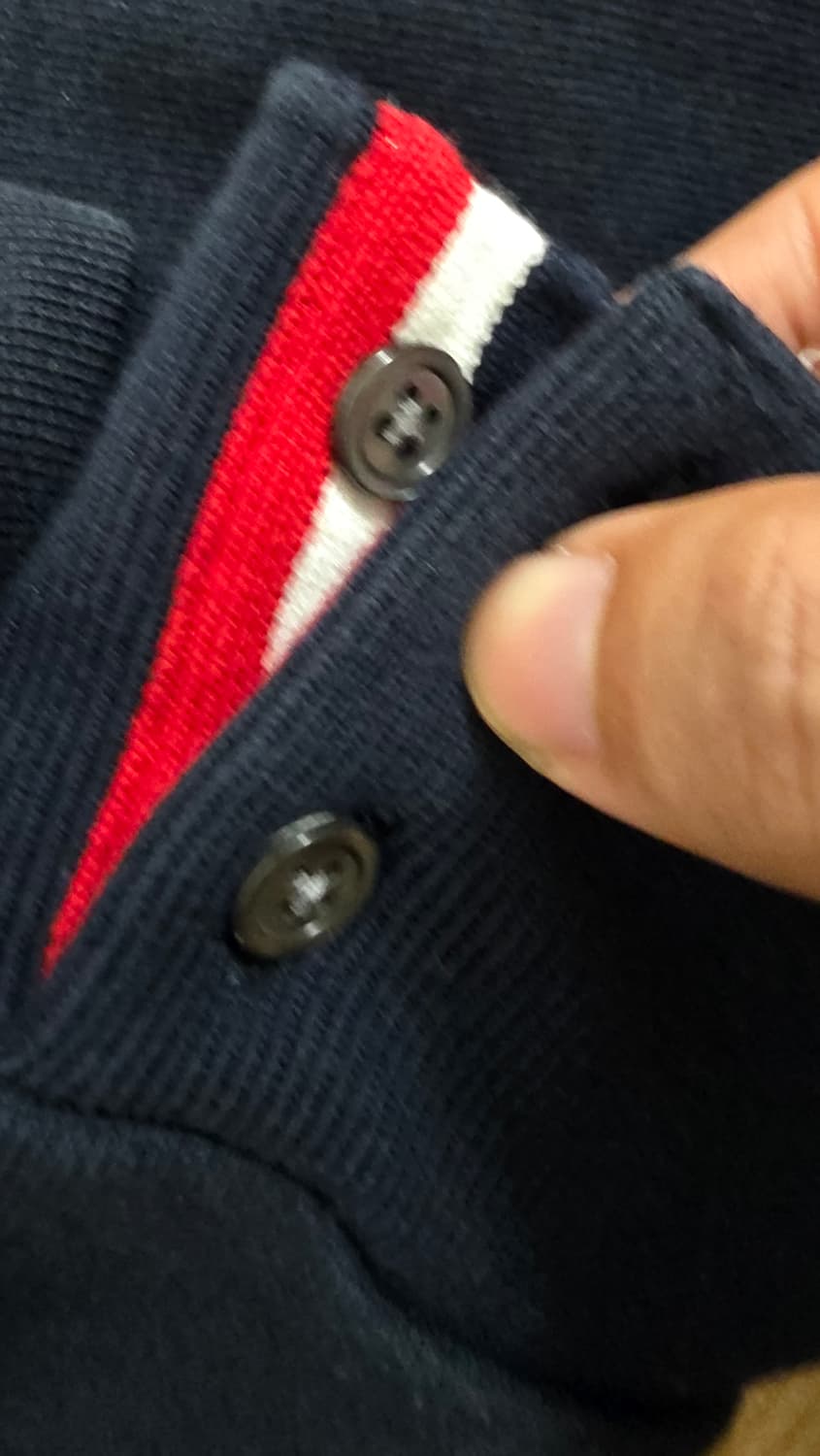 [새상품급 3]톰브라운 백삼선 금장 후드집업 상품이미지5