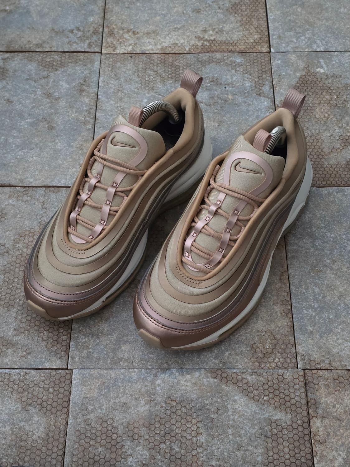 (230)나이키 에어맥스 97 울트라 17 메탈릭 브론즈 상품이미지1