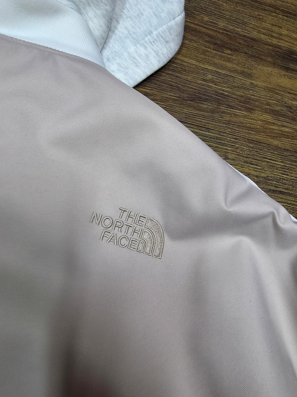 노스페이스 여성 바람막이  상품이미지9