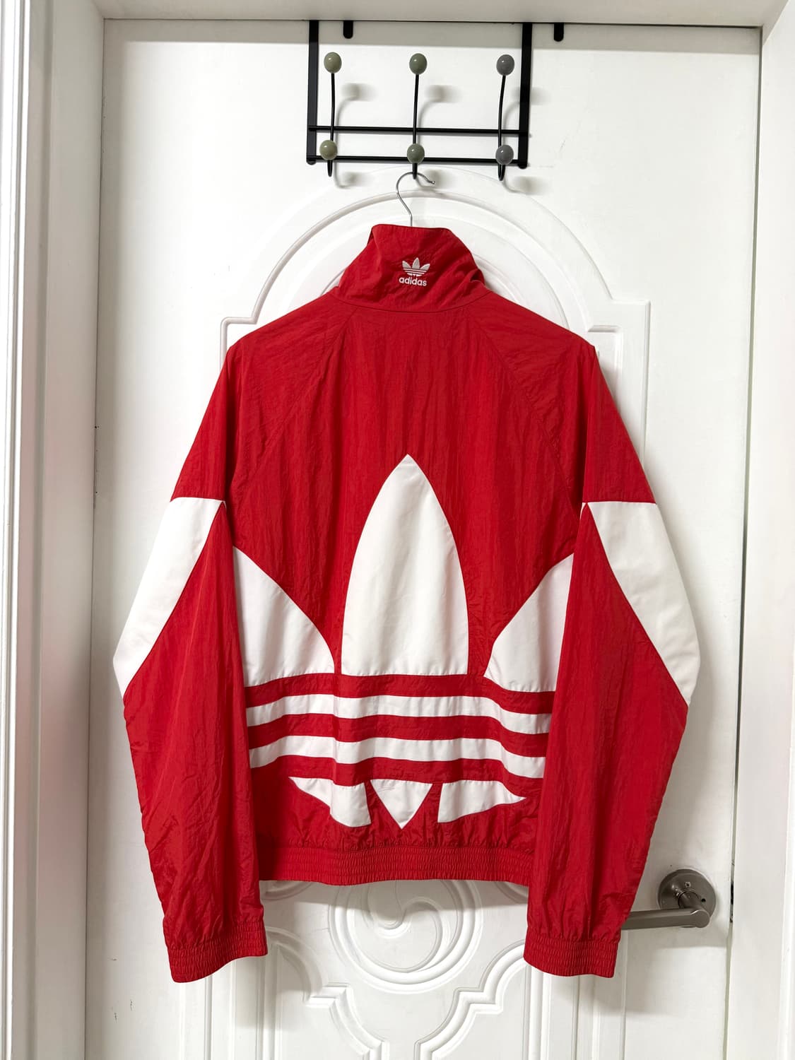 M사이즈 아디다스 빅로고 바람막이 상품이미지5