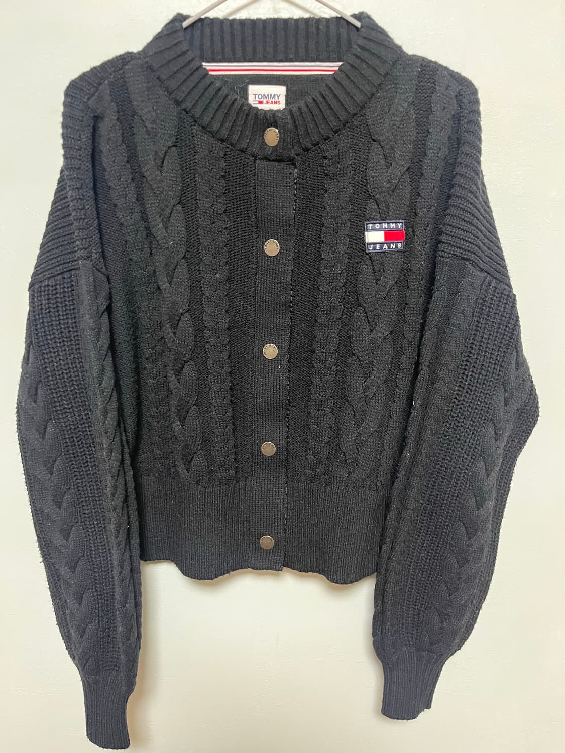 타미 진스 블랙 꽈배기 니트 가디건 상품이미지1