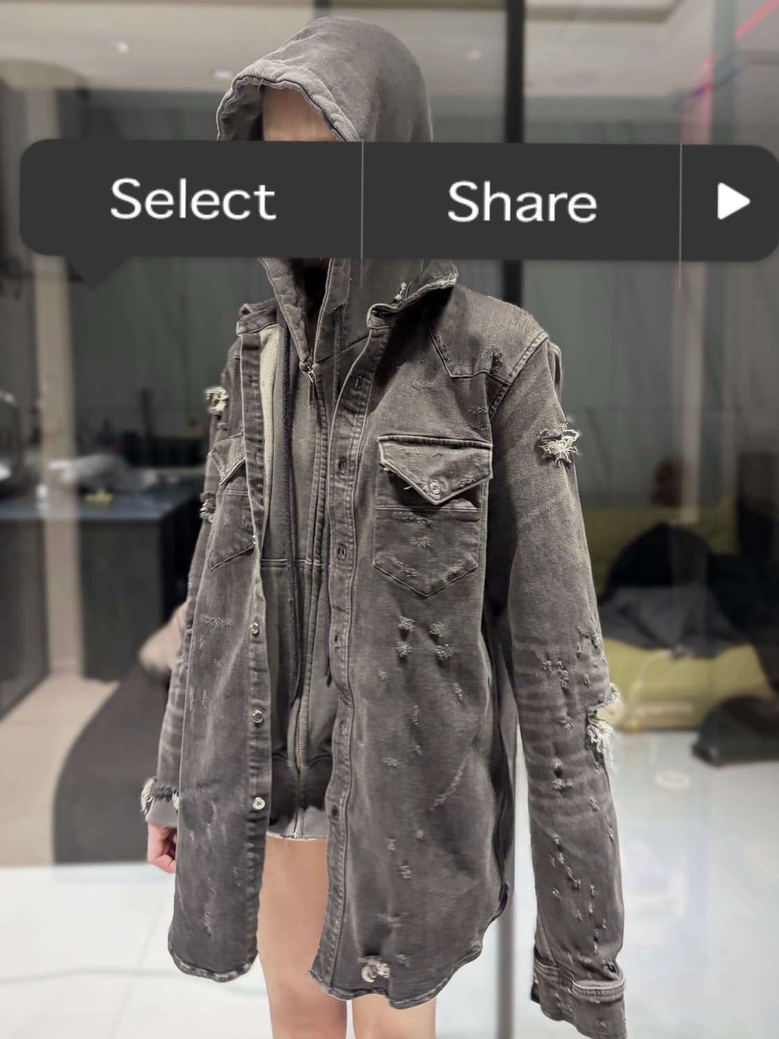 AMIRI 디스트로이드데님 흑청자켓 상품이미지3