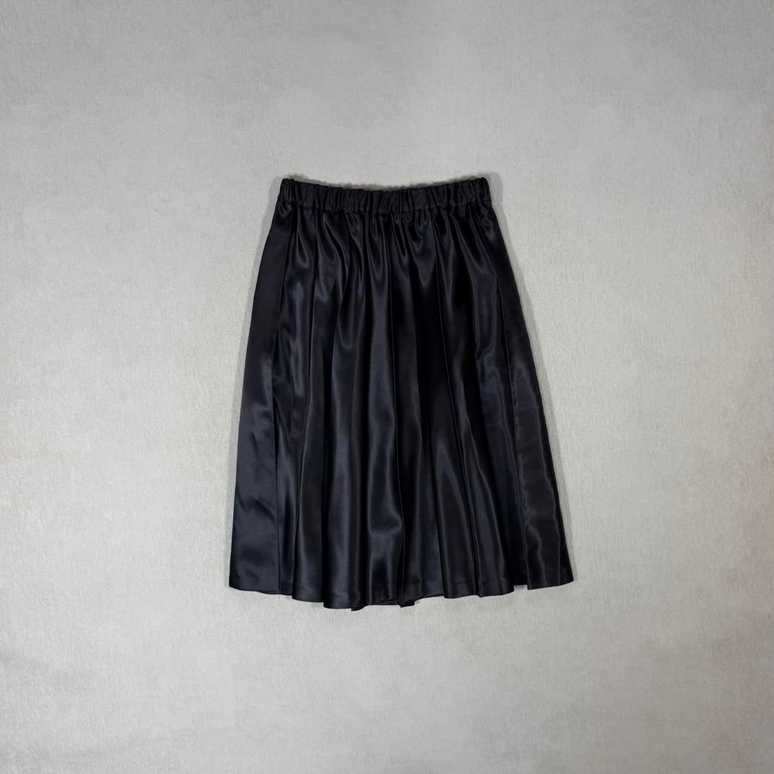 새상품 Pleated Flare Black Skirt  상품이미지3