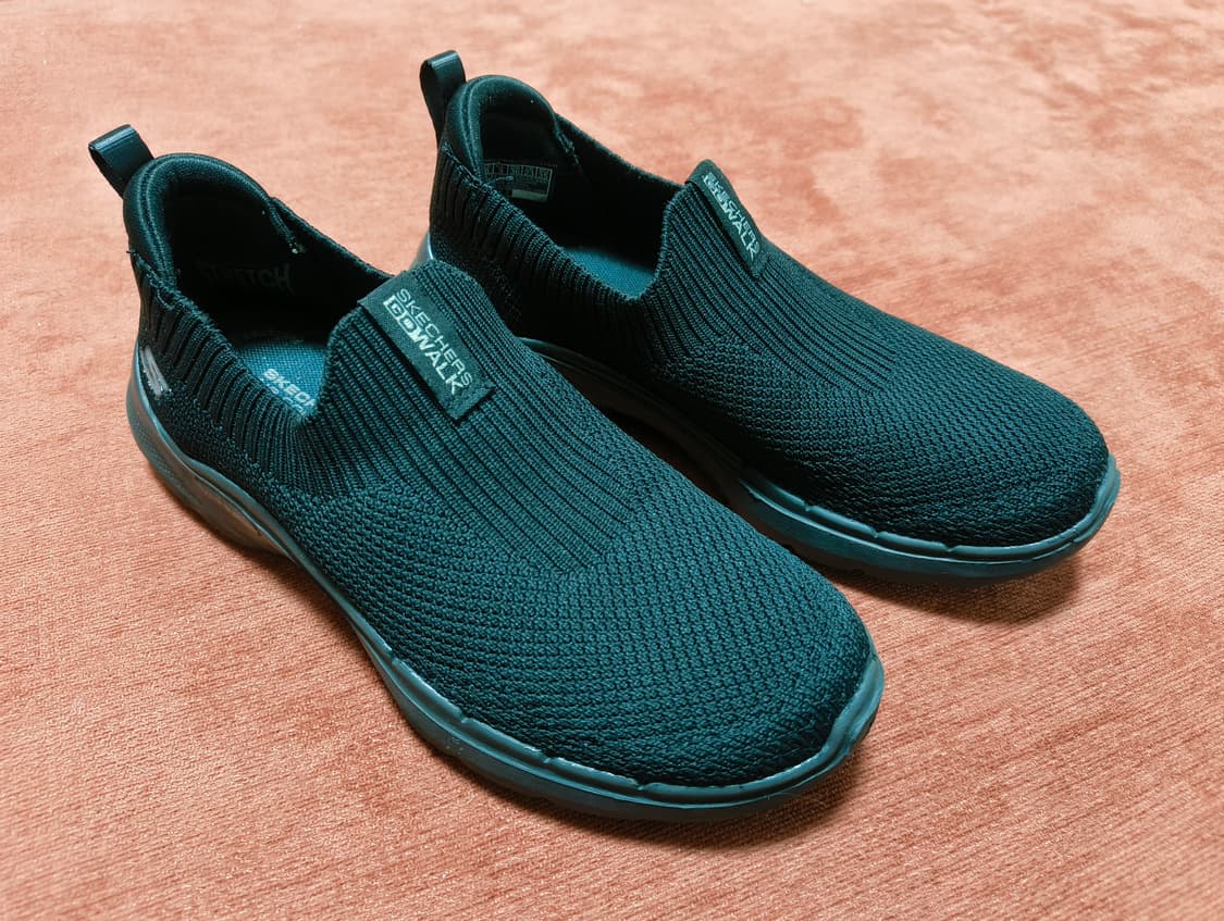 스케쳐스 고워크6 슬립온 워킹화 블랙  상품이미지2