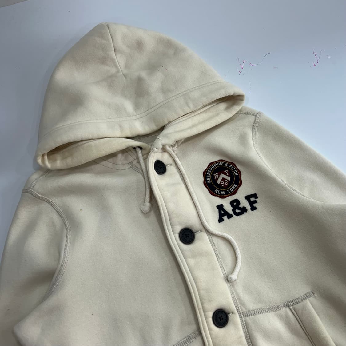 Abercrombie 아베크롬비 버튼업 아이보리 기모 후드집업 상품이미지4