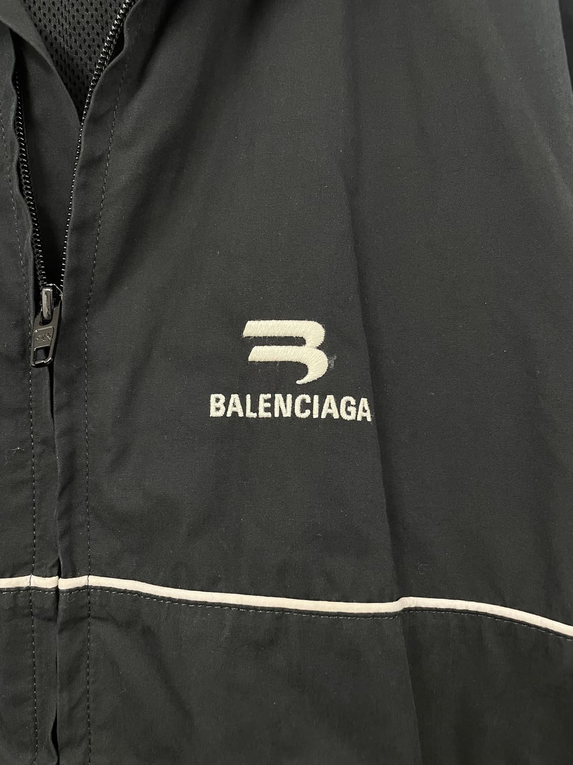 발렌시아가 트랙자켓 바람막이 44사이즈 상품이미지2