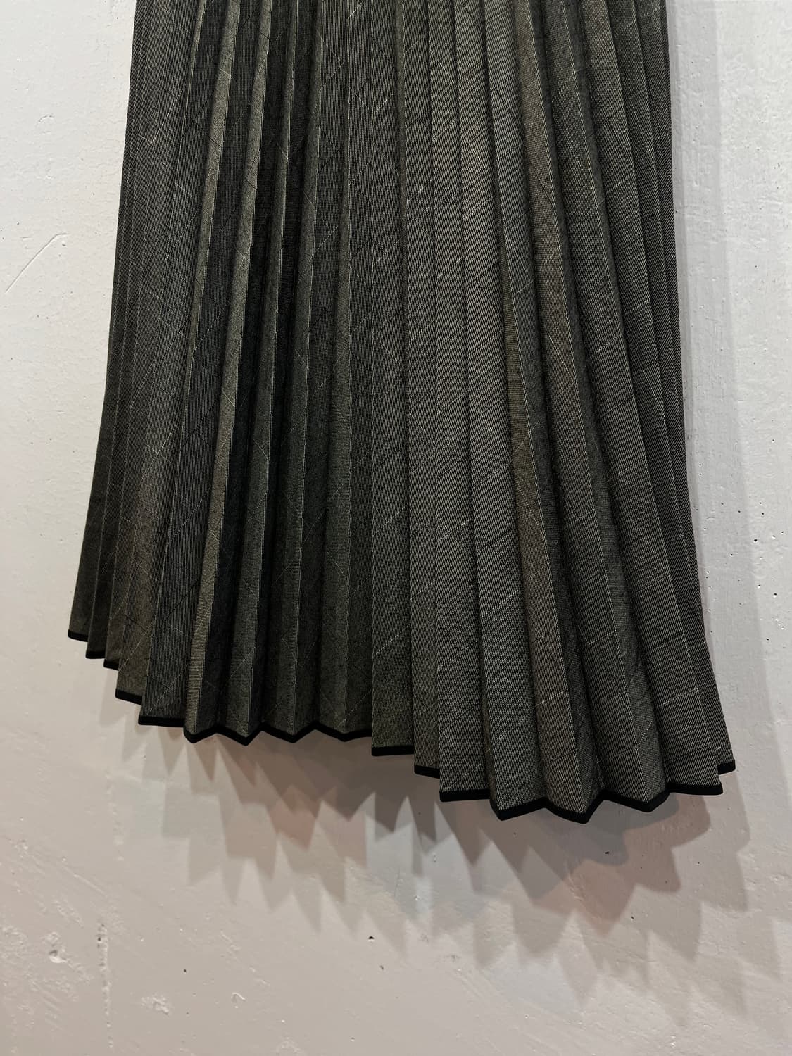 FEEL AND EASE 울 플리츠 스커트 치마 상품이미지4