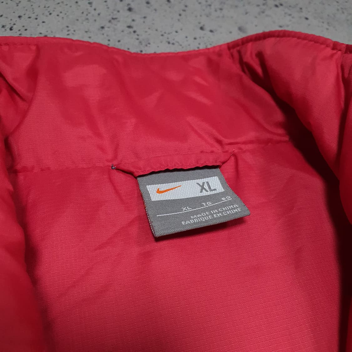 ✨ (바배) 나이키 우먼스 레드 누빔 패딩 상품이미지3