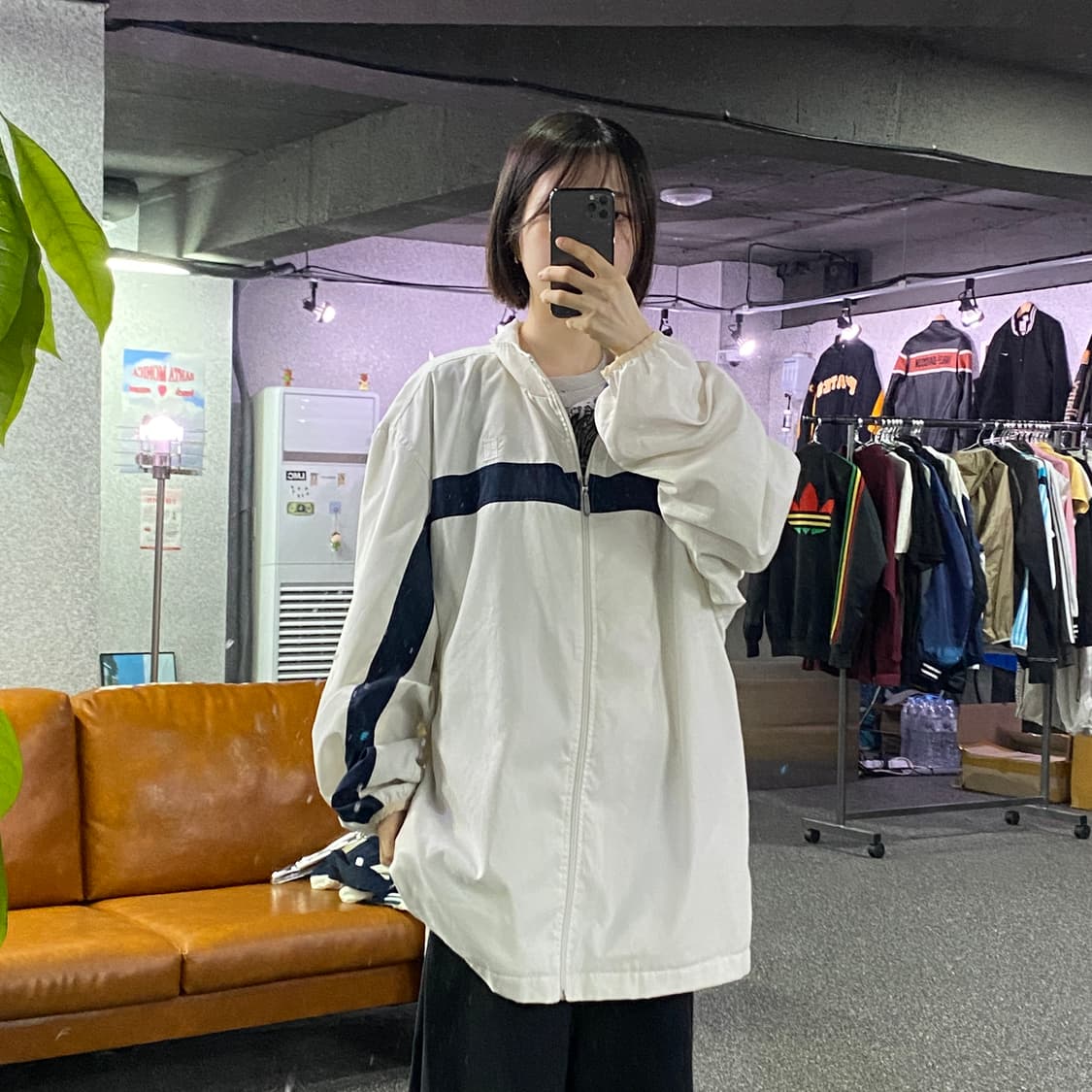 나이키 스우시 올드스쿨 화이트 배색 바람막이 B4685 상품이미지5