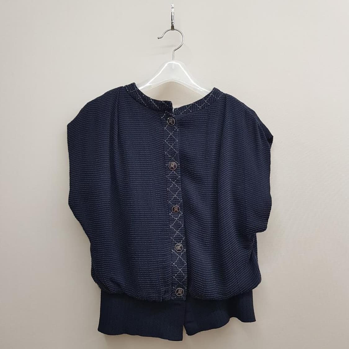 미샤  MICHAA 2022 진주 장식 민소매 블라우스 66사이즈 상품이미지5