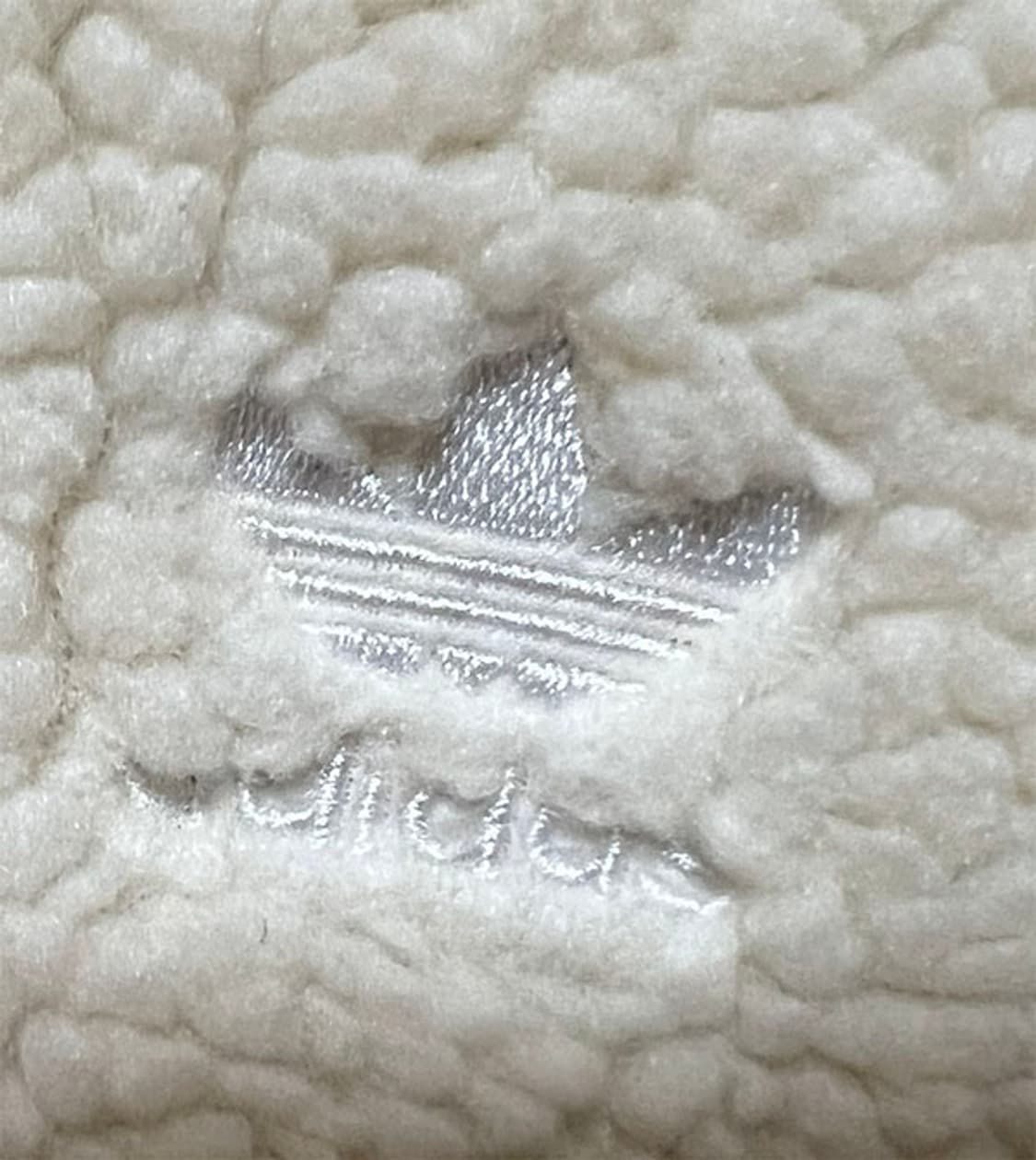 아디다스 여자 반집업 뽀글이 맨투맨 오버핏 M 95 66 상품이미지4