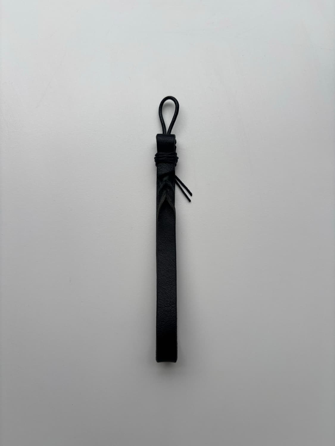 Handmade leather keychain 상품이미지1
