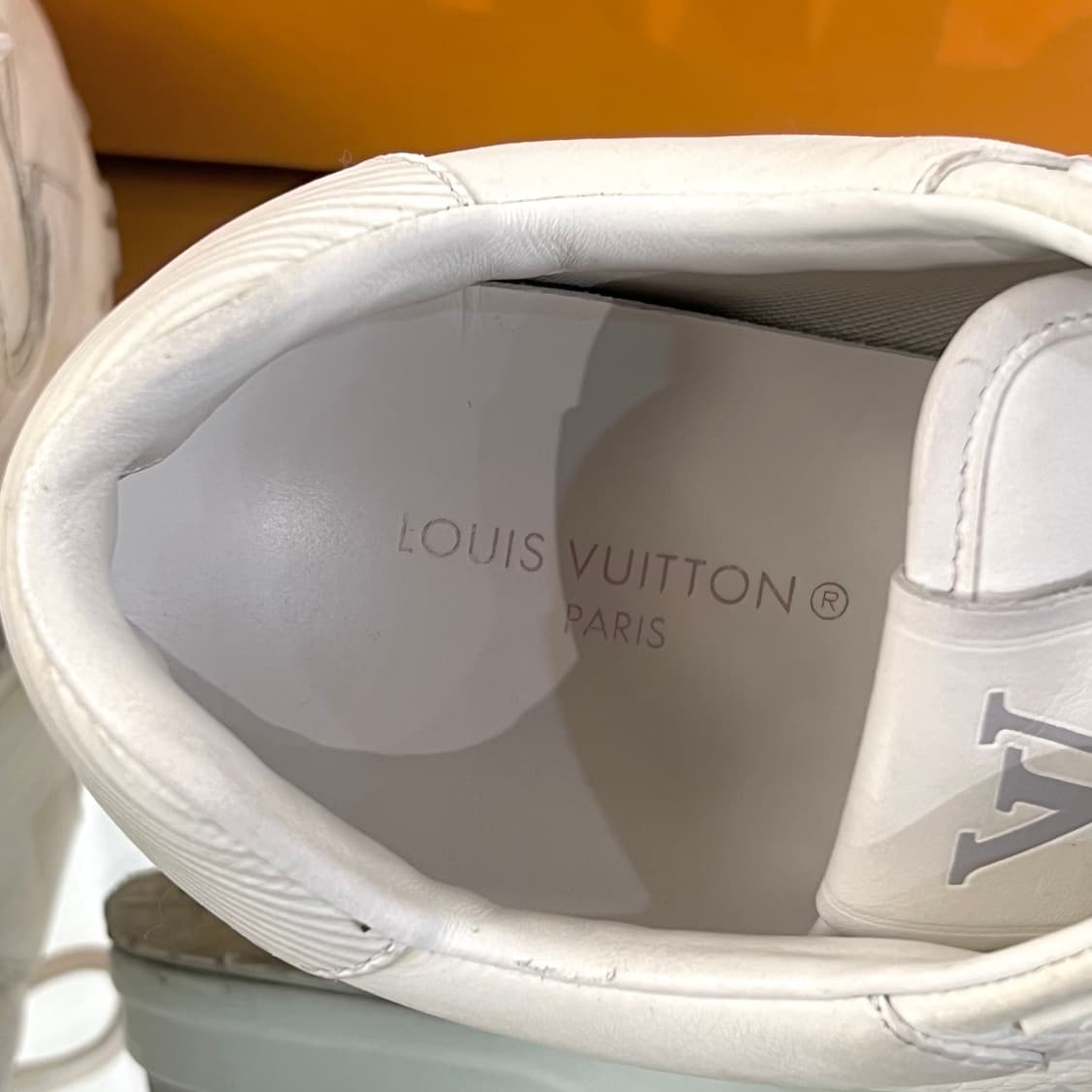 (7) 루이비통 토뤼옹 런어웨이 스니커즈  상품이미지6