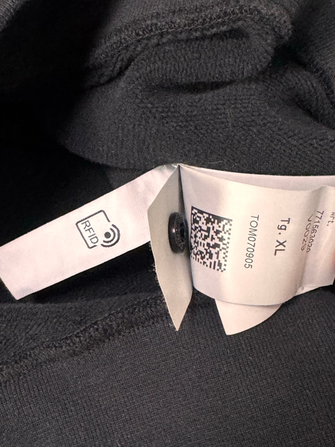 (XL)스톤아일랜드 63020 크루넥 스웨트셔츠 블랙 맨투맨 상품이미지3