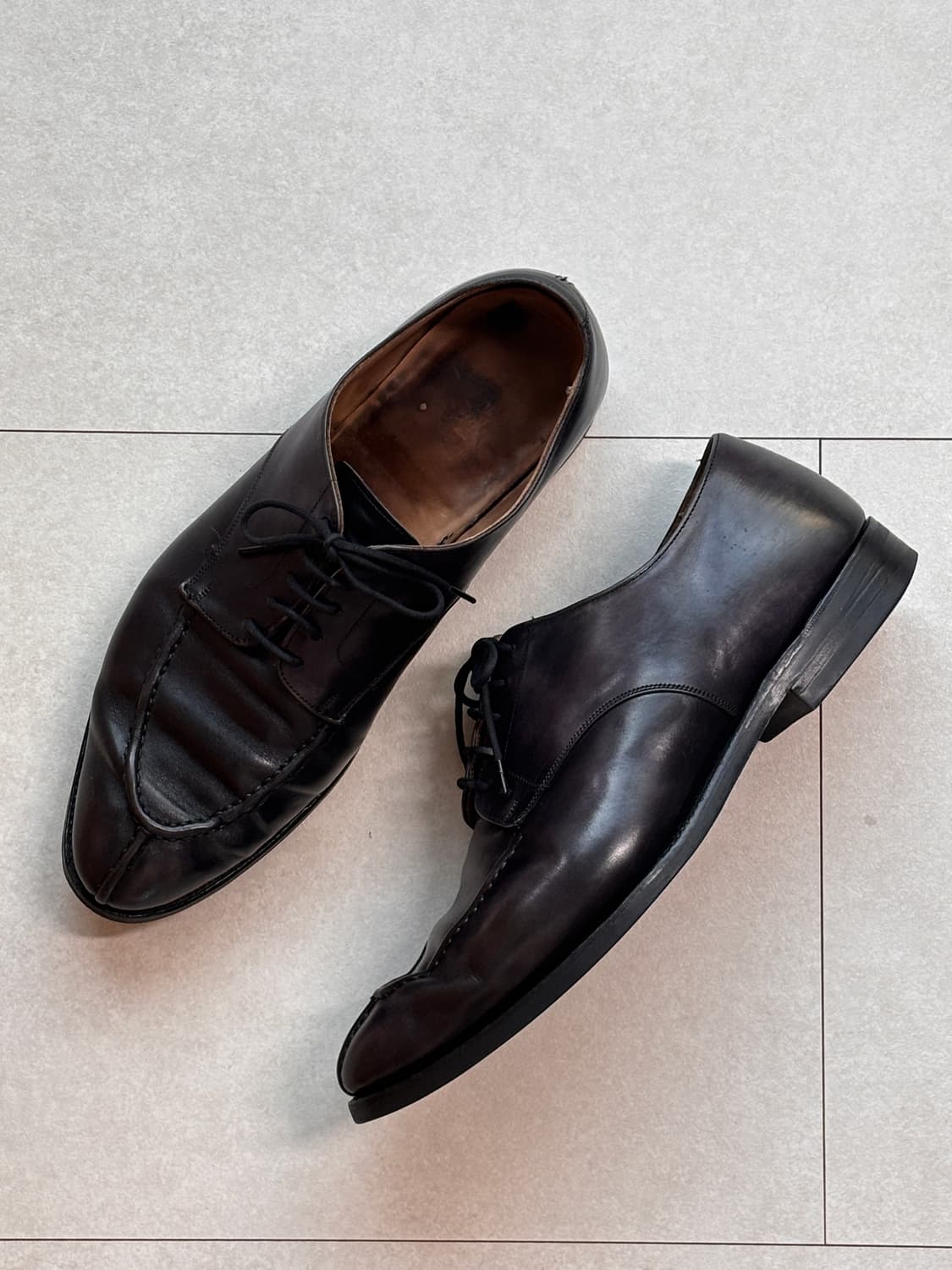 트리커즈 애빙던 UK10 / 빈티지 블랙 U팁 더비 비브람 상품이미지1