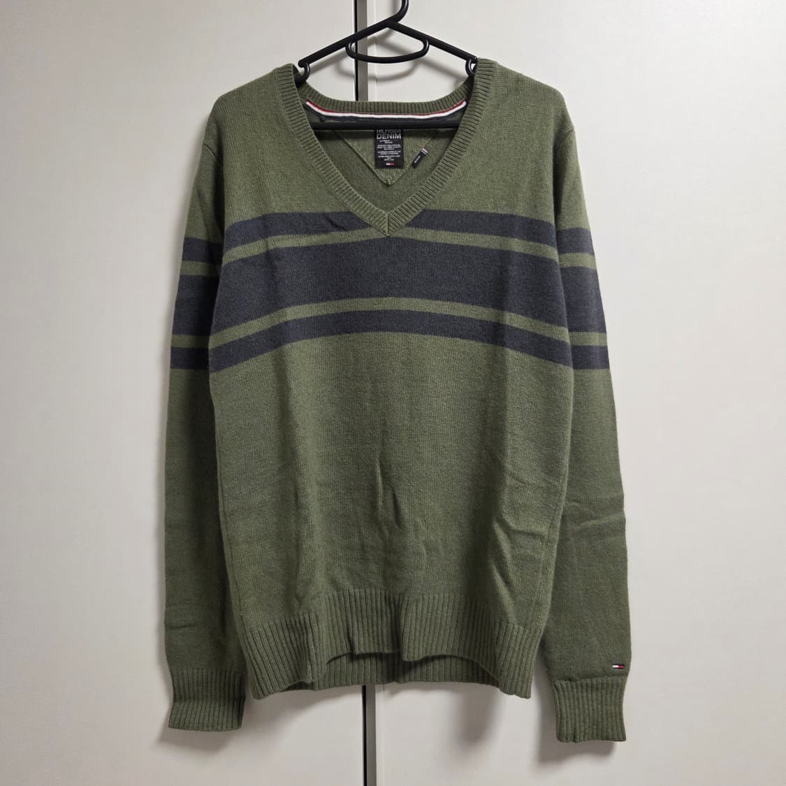 타미힐피거 브이넥 니트 스웨터 M-슬림L(95-100) 상품이미지1