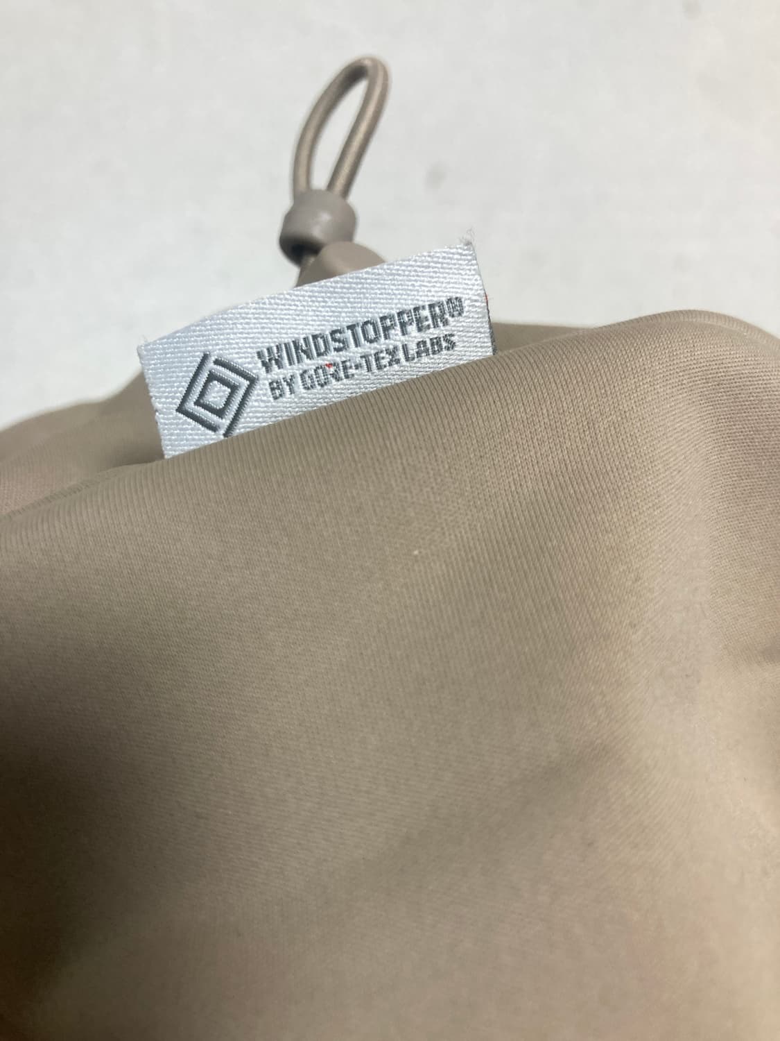 슈프림 윈드스토퍼 이어플랩 캠프캡 FW24 상품이미지4