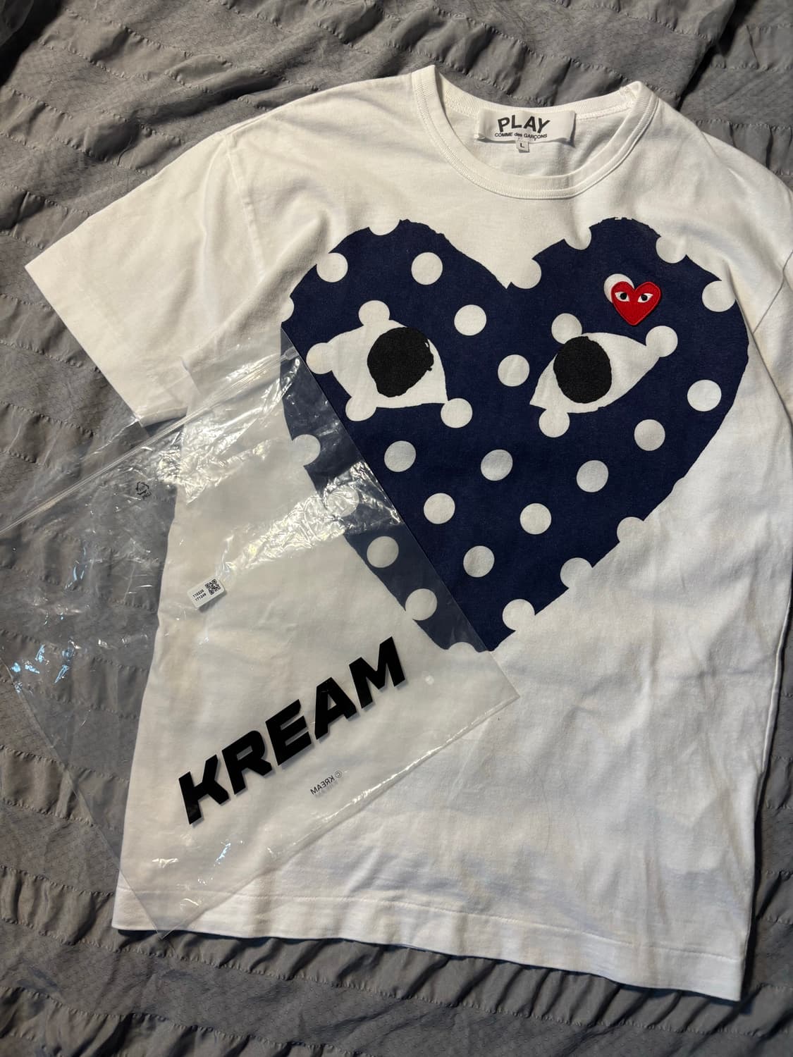 꼼데가르송 도트 반팔티 상품이미지1