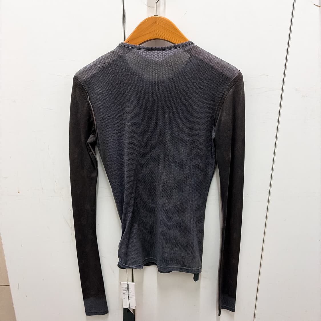 (정품/새상품) PERVERSE 퍼버즈 여성 롱슬리브 저지 탑 상품이미지3