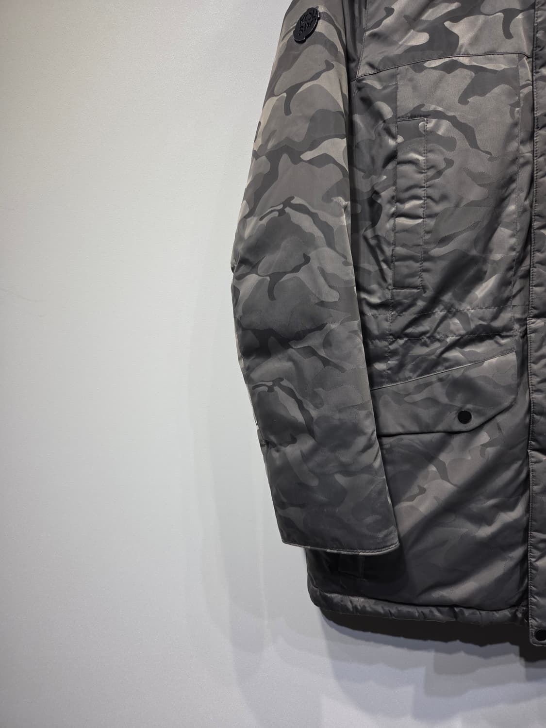 코오롱스포츠 카모플라쥬 다운 패딩 상품이미지4