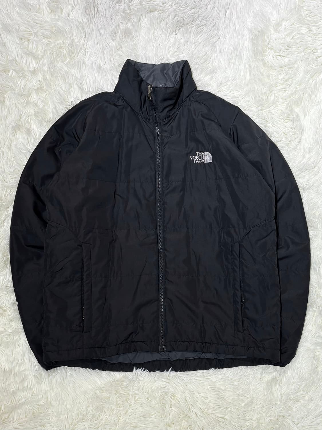 노스페이스 블랙 다운 경량 패딩 상품이미지3