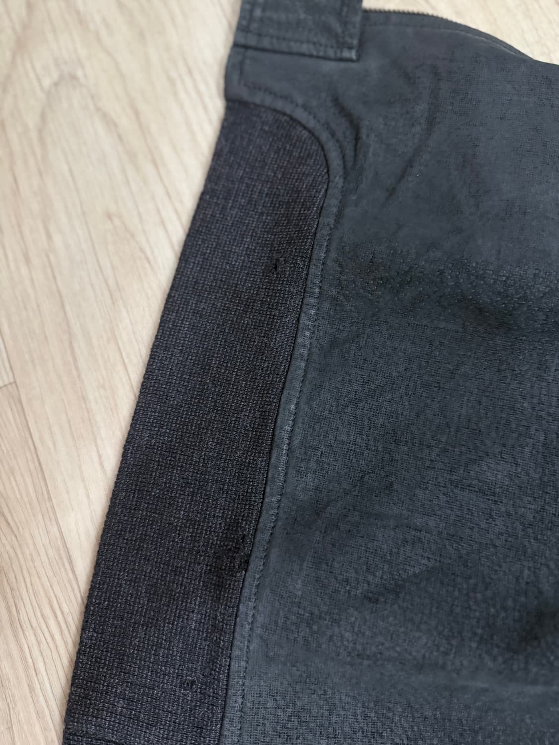 90S ARMANI JEANS FADED TEXTURED BOMBER 상품이미지8