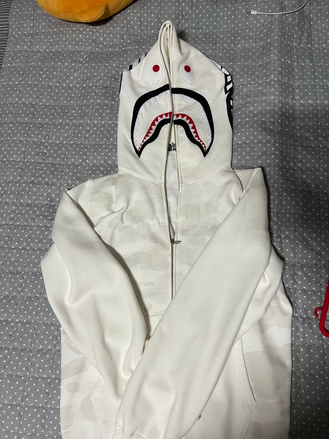 베이프 후드집업 샤크후드 화이트 L 상품이미지1