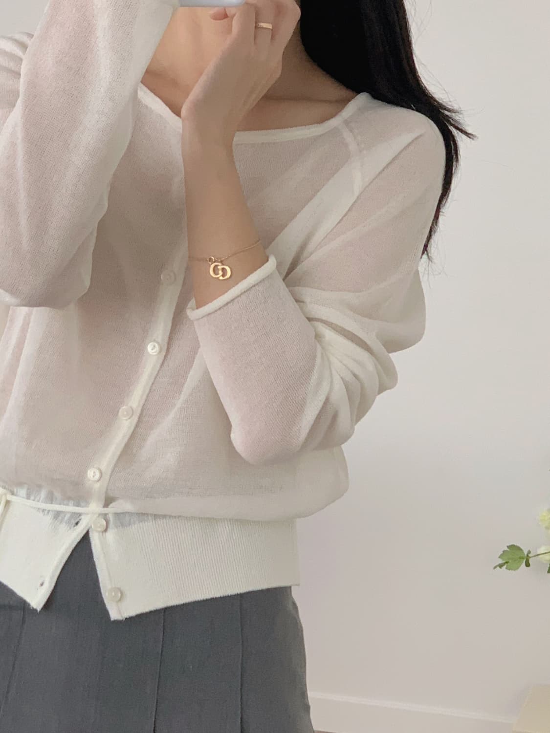 [ 디올 ] 디올 골드 로고 팔찌 상품이미지6