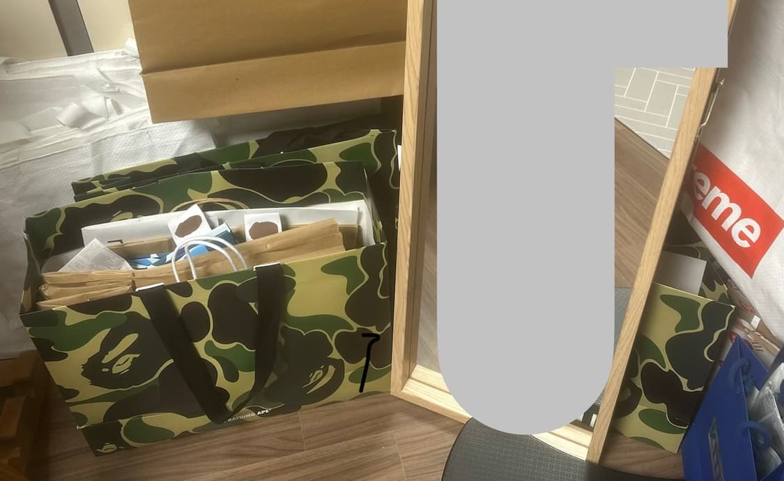 베이프 홀로그램 반팔 블랙  상품이미지7