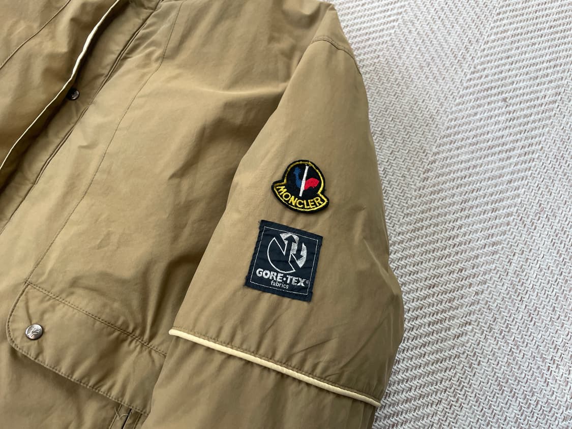 몽클레르 x 아식스 고어텍스 리버서블 다운 패딩 J03566 상품이미지2